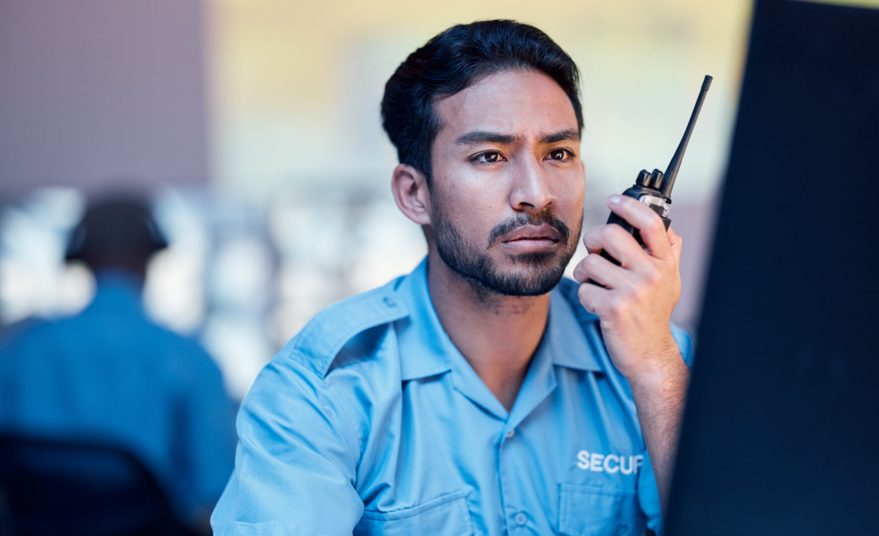 Dispatcher going through a crisis communication scenario